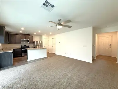 4943 Amberlyn Street, Las Vegas, NV 89122 Living Room