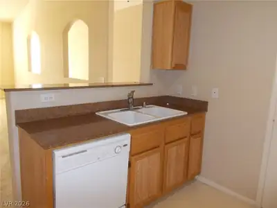 10001 PEACE Way 2265, Las Vegas, NV 89147 Kitchen