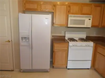 10001 PEACE Way 2265, Las Vegas, NV 89147 Kitchen