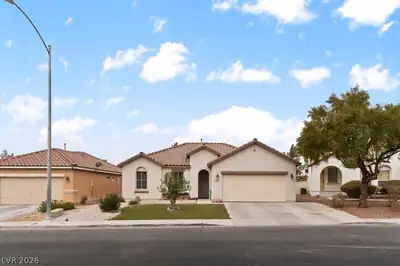 1217 Cove Palisades Drive, North Las Vegas, NV 89031 Front of Structure