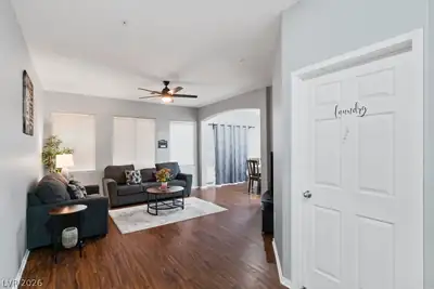 1217 Cove Palisades Drive, North Las Vegas, NV 89031 Living Room