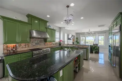 65 Contrada Fiore Drive, Henderson, NV 89011 Kitchen