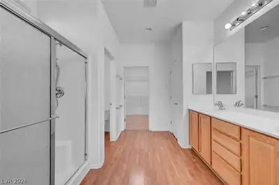 7741 Island Rail Drive, North Las Vegas, NV 89084 Primary Bathroom