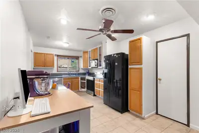 2144 Valley Drive, Las Vegas, NV 89108 Kitchen