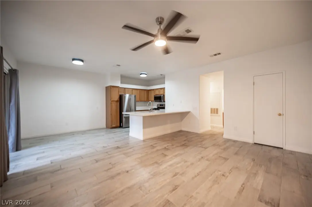 5415 West Harmon Avenue 1057, Las Vegas, NV 89103