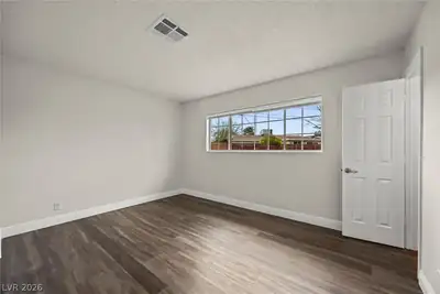 4122 Parkwood Circle, Las Vegas, NV 89121 Bedroom
