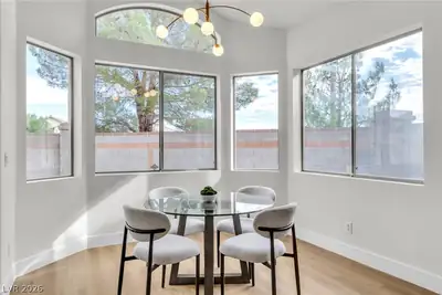 10332 Falls Church Avenue, Las Vegas, NV 89144 Dining Area