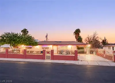 2221 Santa Rosa Drive, Las Vegas
