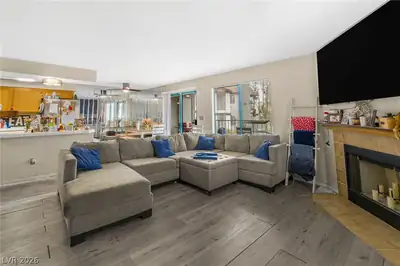 1575 West Warm Springs Road 1313, Henderson, NV 89014 Living Room