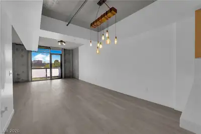 353 East Bonneville Avenue 257, Las Vegas, NV 89101 Living Room