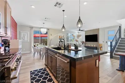 9215 Litvin Street, Las Vegas, NV 89166 Kitchen