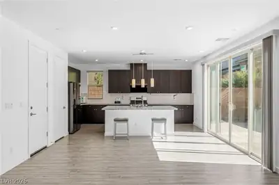 3233 Waterstone Avenue, Henderson, NV 89044 Kitchen
