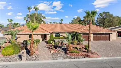 1930 Ski Slope Circle, Las Vegas, NV 89117 Front of Structure
