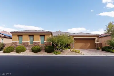 7722 Rainbow Rising Street, Las Vegas