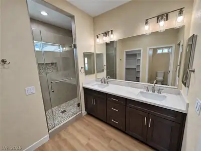 2641 West Carnation Way, Pahrump, NV 89048 Primary Bathroom