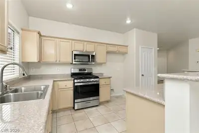 3530 Driving Range Street, Las Vegas, NV 89122 Kitchen