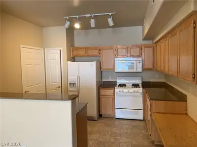 10550 ALEXANDER Road 1165, Las Vegas, NV 89129 