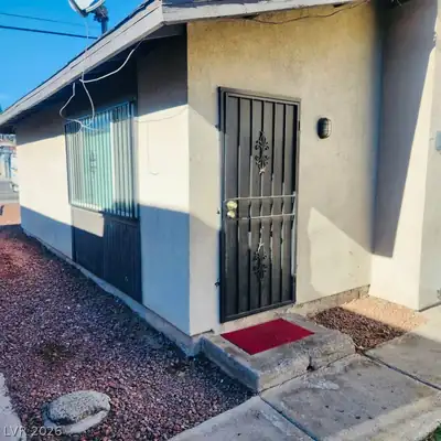 204 North BRUCE Street D Las Vegas, NV 89101