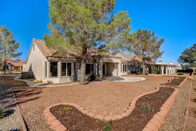 9437 Eagle Valley Drive, Las Vegas, NV 89134 Back of Structure