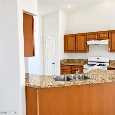 3644 Iverson Lane, North Las Vegas, NV 89032 Kitchen