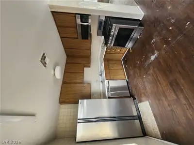 7235 Empress Drive, Las Vegas, NV 89147 Kitchen