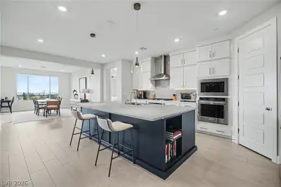6412 Belgrossa Bend Street, Las Vegas, NV 89166 Kitchen
