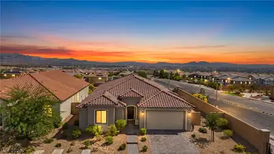 6412 Belgrossa Bend Street, Las Vegas