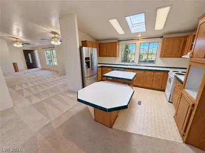 201 Jewell Drive, Pahrump, NV 89048 Kitchen