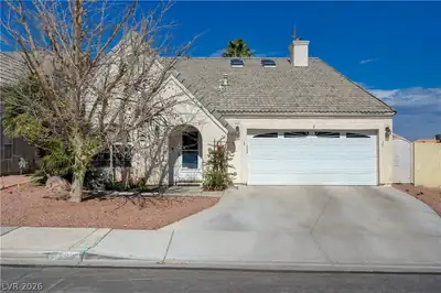 8300 Hatteras Court Las Vegas, NV 89145