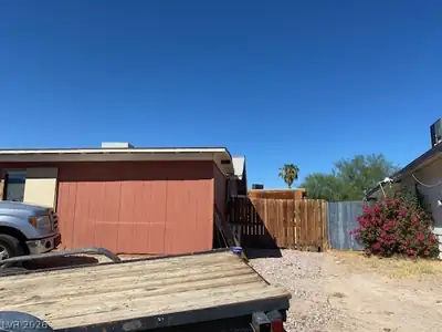 4864 Pancho Villa Drive, Las Vegas, NV 89121 Side of Structure