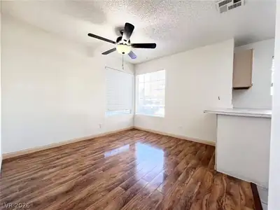 2200 South Fort Apache Road 2205, Las Vegas, NV 89117 Dining Area