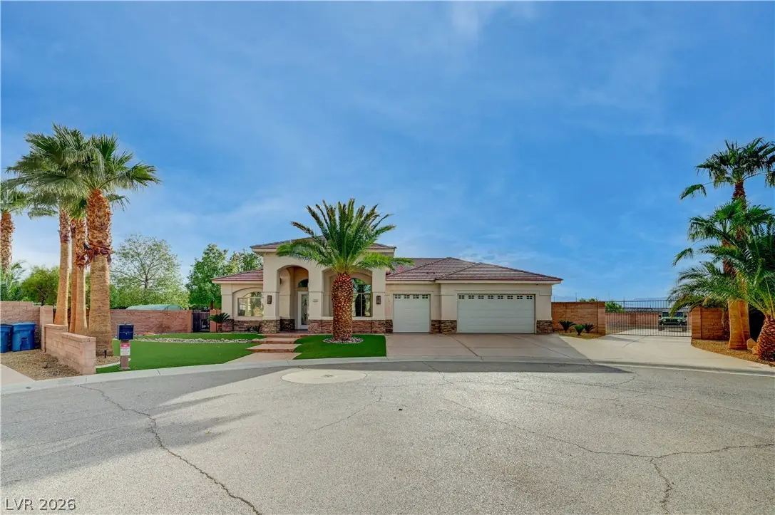 135 East Mesa Verde Lane, Las Vegas, NV 89123