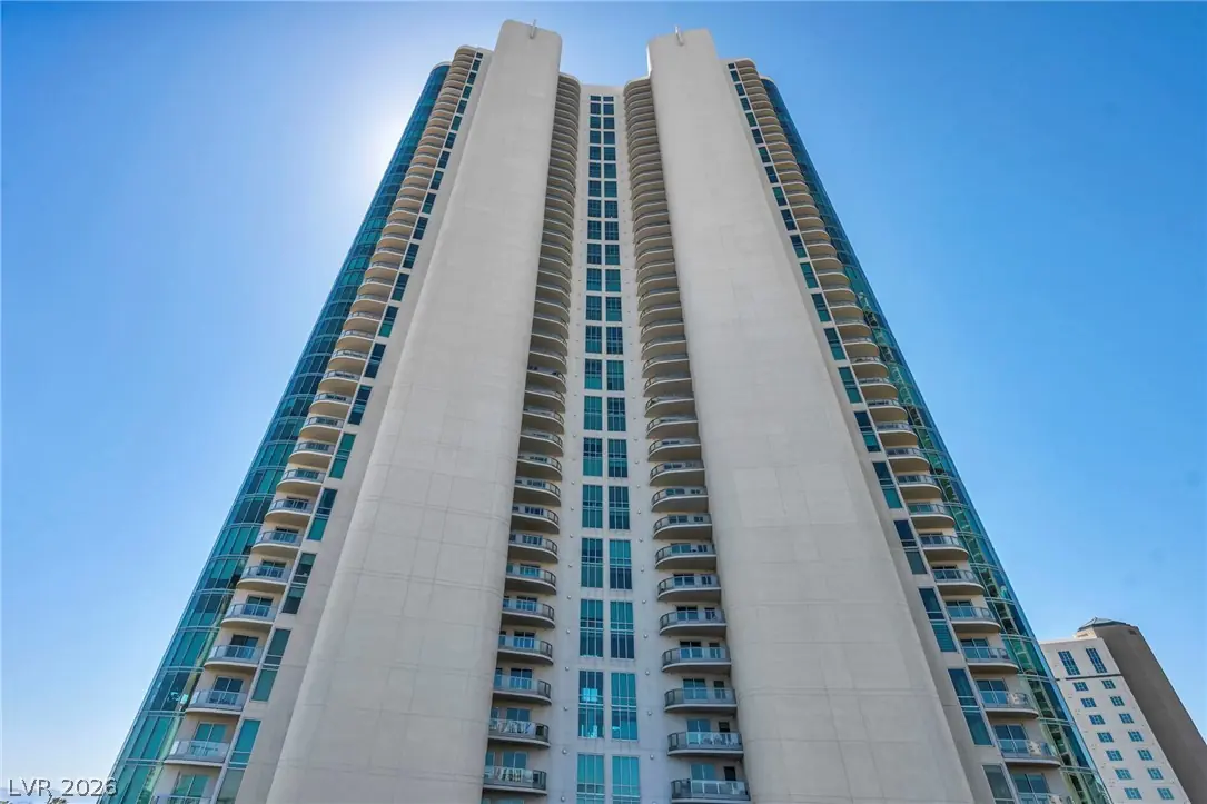 322 Karen Avenue 2007, Las Vegas, NV 89109