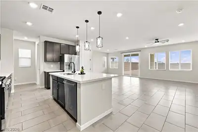 6726 North Palmer Estates Street, North Las Vegas, NV 89086 Kitchen