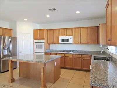 722 BIGHORN CREEK, Henderson, NV 89011 Kitchen