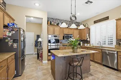 7233 Silver Valley Street, Las Vegas, NV 89149 Kitchen
