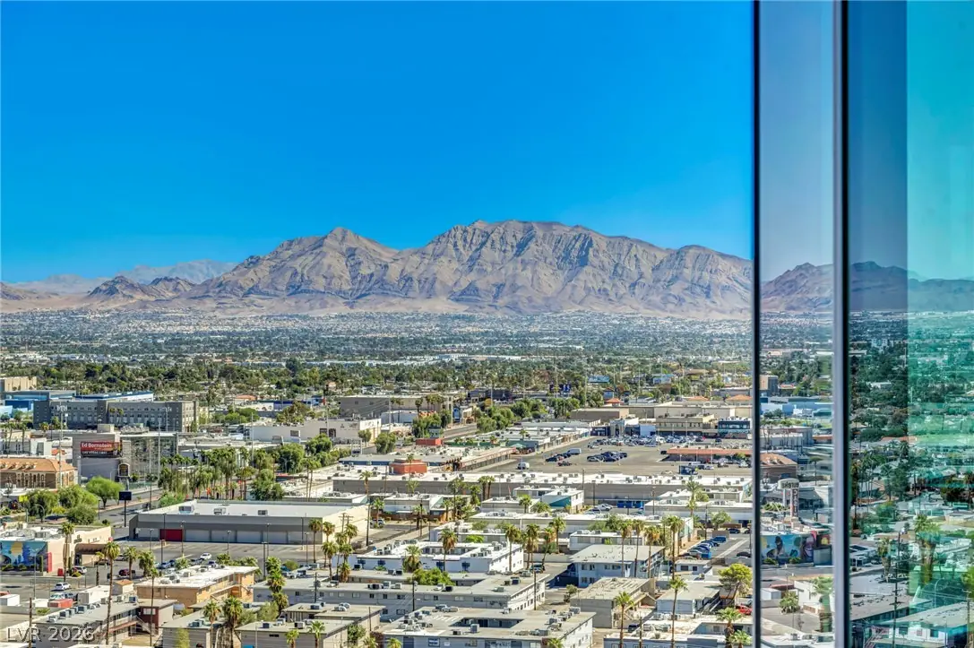 322 Karen Avenue 2007, Las Vegas, NV 89109
