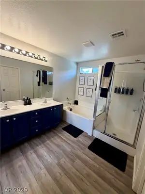 7733 Epico Way, Las Vegas, NV 89179 Primary Bathroom