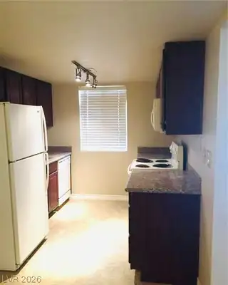 4941 River Glen Drive 7, Las Vegas, NV 89103 Kitchen