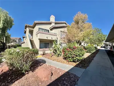 5710 East Tropicana Avenue 2143, Las Vegas, NV 89122 