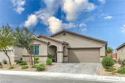 5123 Stonecrop Street, North Las Vegas, NV 89031 Front of Structure
