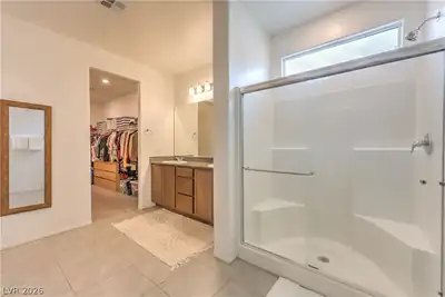 5123 Stonecrop Street, North Las Vegas, NV 89031 Primary Bathroom