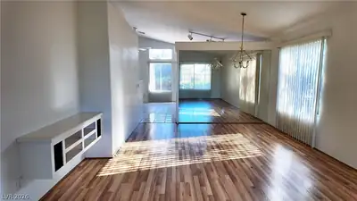 26 Rue De Parc, Henderson, NV 89074 Living Room