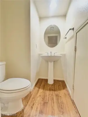 7077 De Paz Way, Las Vegas, NV 89113 Bathroom