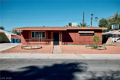 4504 Exposition Avenue Las Vegas, NV 89102