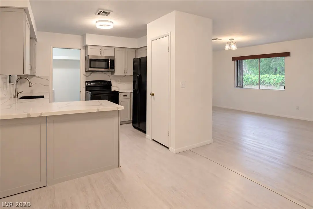 2040 Liston Avenue, Logandale, NV 89021