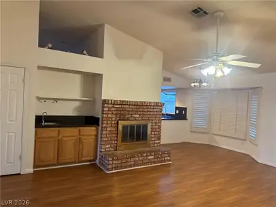 8909 Silvagni Drive, Las Vegas, NV 89117 Living Room