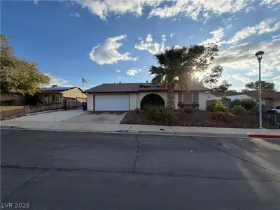 1321 Elsa Way, Boulder City