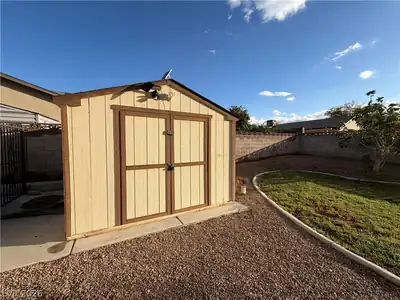 1321 Elsa Way, Boulder City, NV 89005 Yard