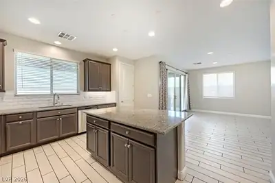 164 Pace Avenue, Henderson, NV 89011 Kitchen
